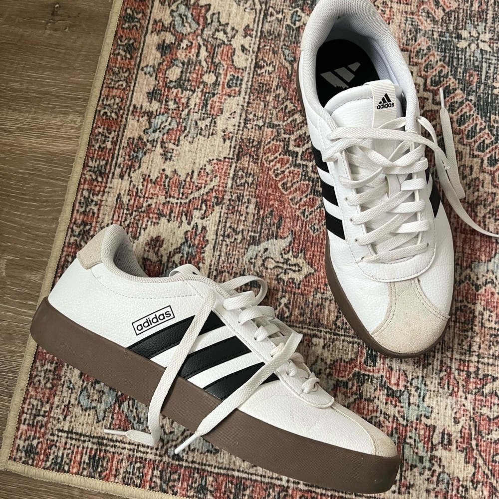 Adidas Men's Size 11 White, Black and Brown Sneakers